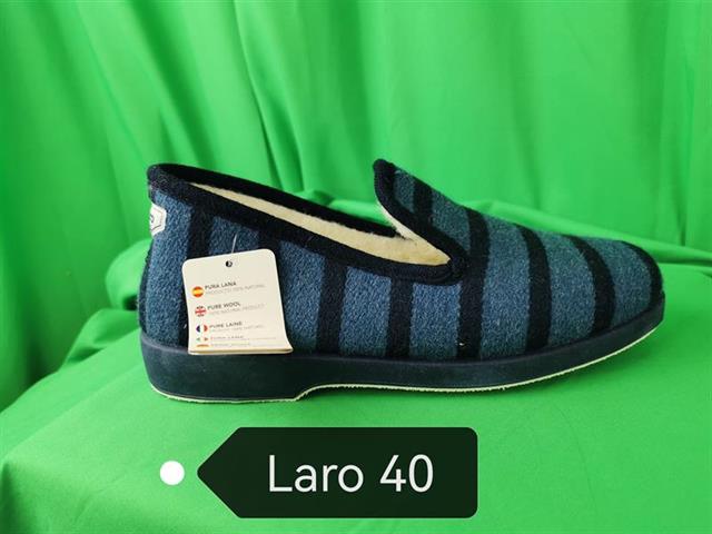 LARO LEO 40  ZAPATILLA DE CASA LANA RAYAS