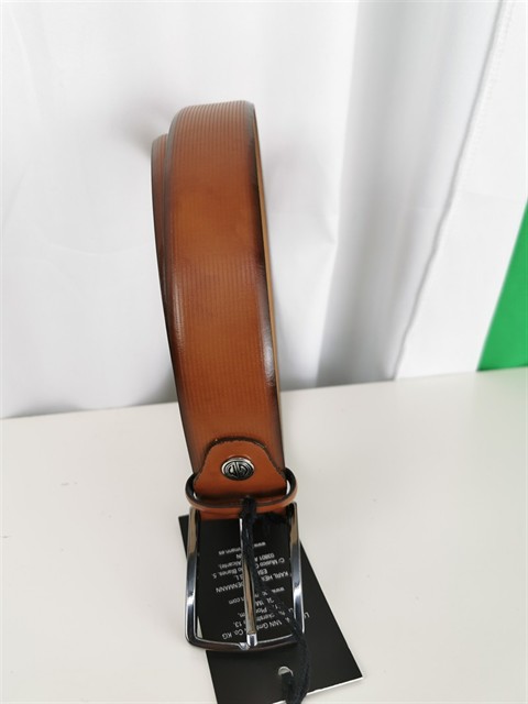 LINDENMANN 520609 CINTURON CBO. PIEL GRABADA ALOMADO