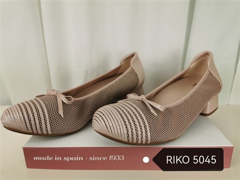 RIKO 5045  SALON EN PIEL REJILLA FORRADO CON LAZO