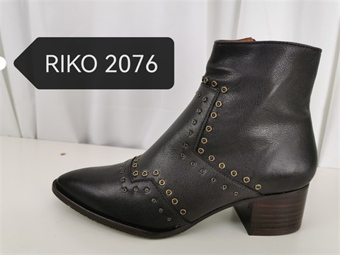 DURA 2076 BOTIN  PIEL TACHAS