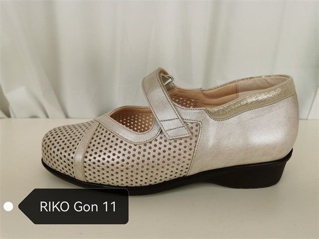 RIKO GON 11 ZAPATO PIEL PULSERA CALADO